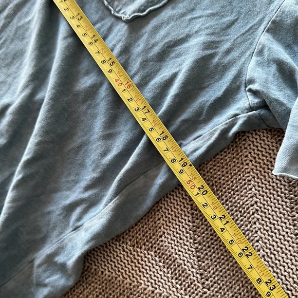 Cotton Citizen Cropped T-shirt - Picture 7 of 10